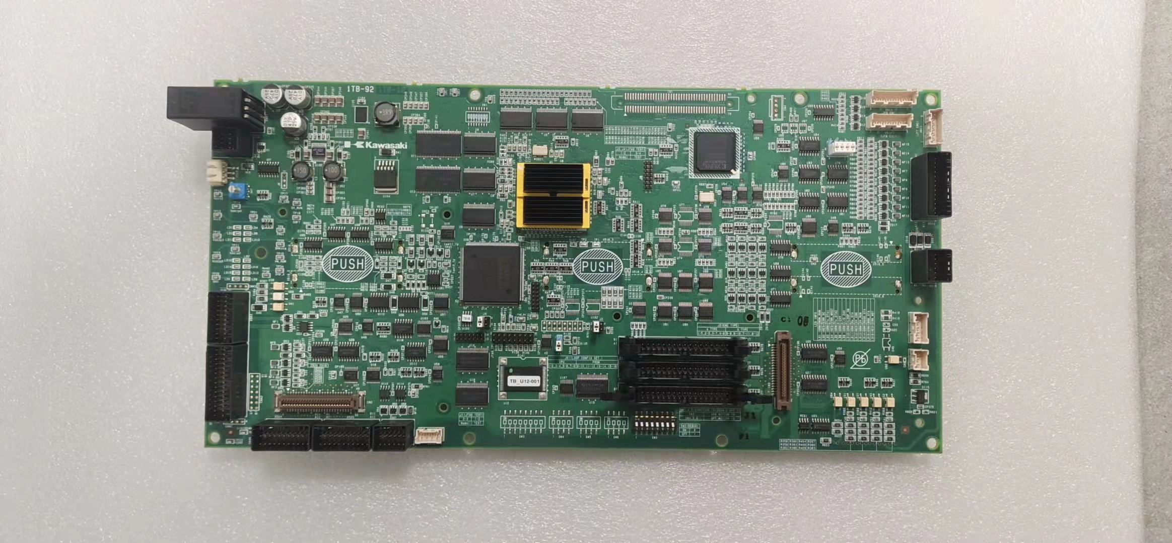 ����C���� 1TB��