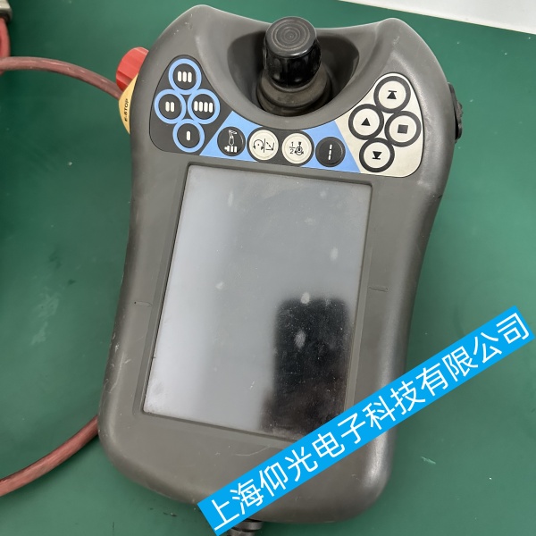 ������ABB���\�C����IRB 1200ʾ�����o���_�C���ϾS���ļҼ��g��